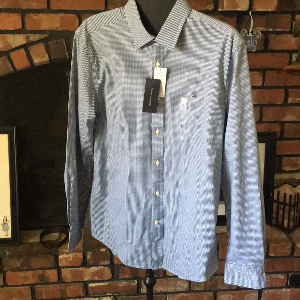 Tommy Hilfiger large button down